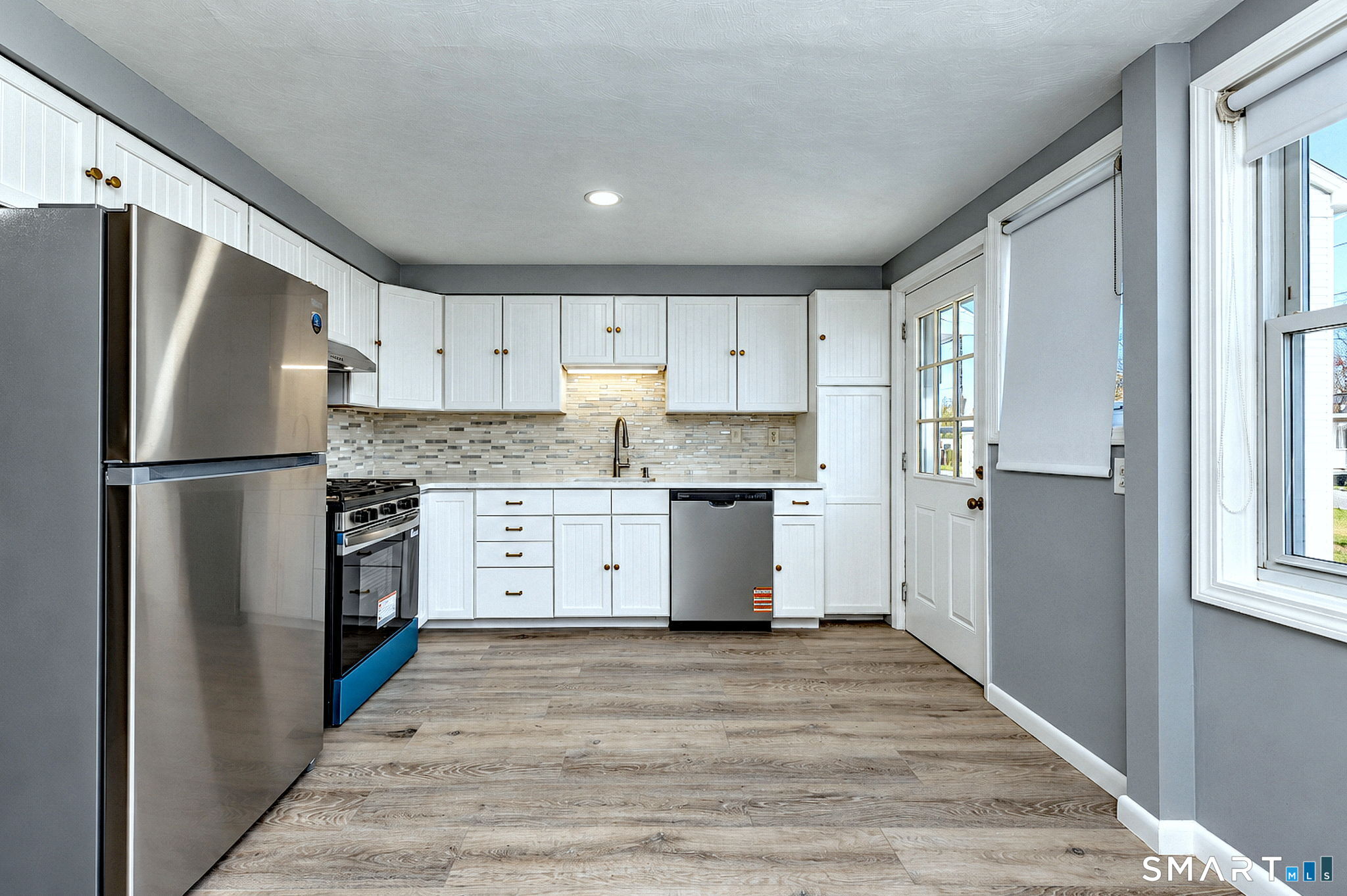 364 Main Street 6