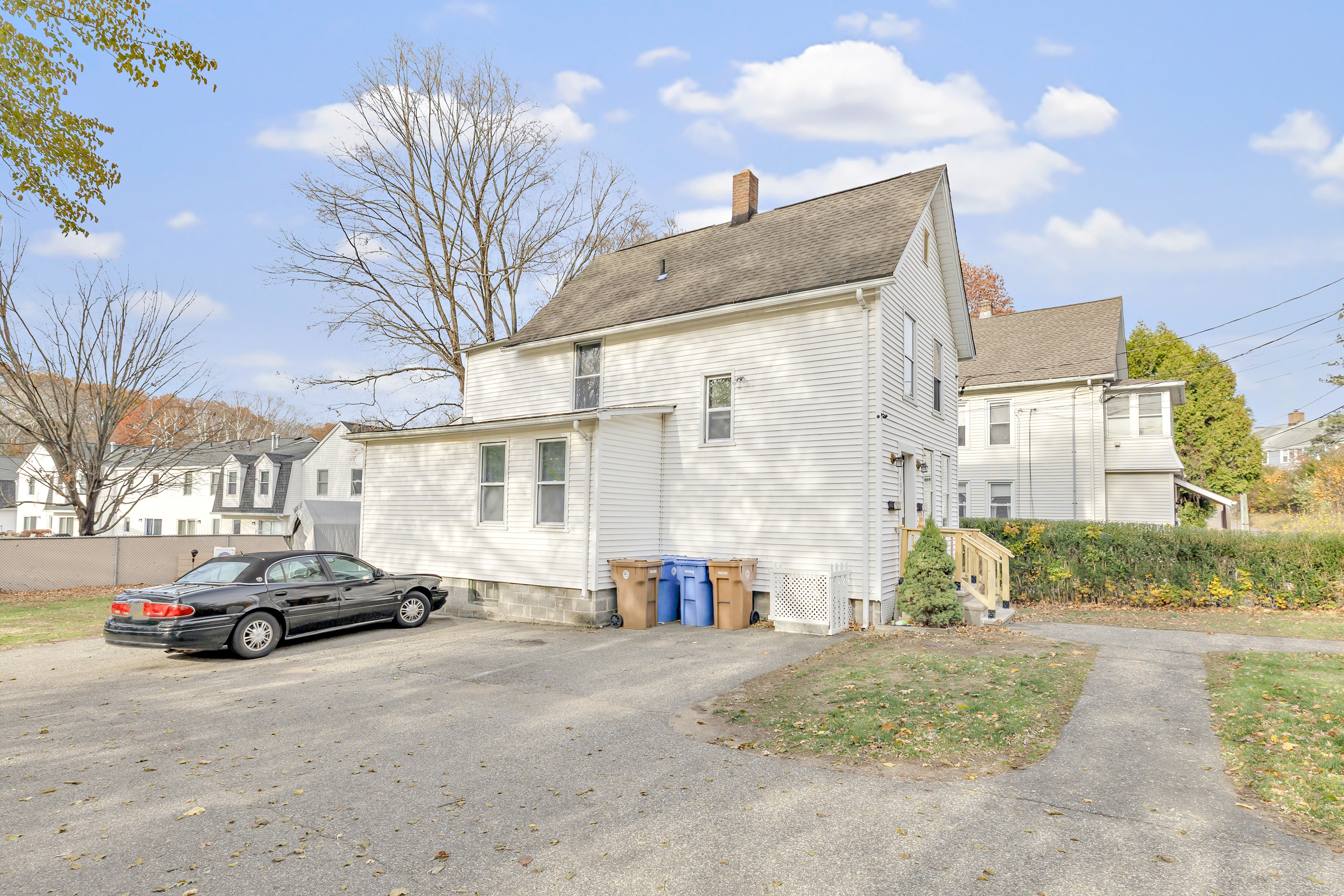 137 Long Hill Avenue