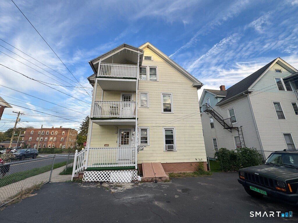 122 Willow Street