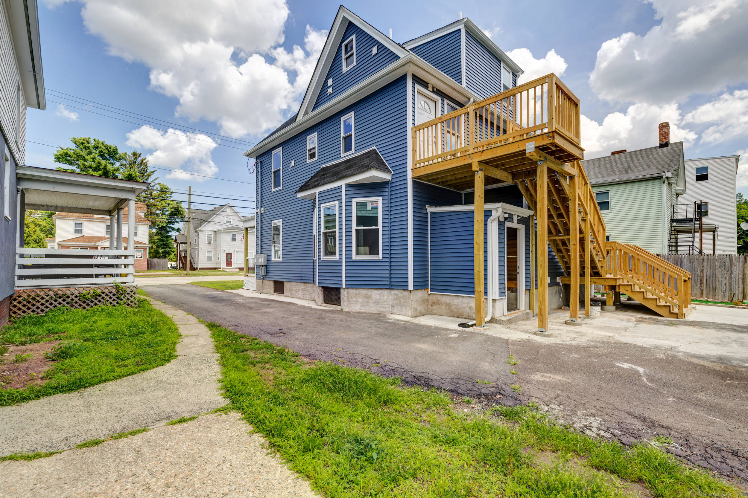 429 Burnside Avenue