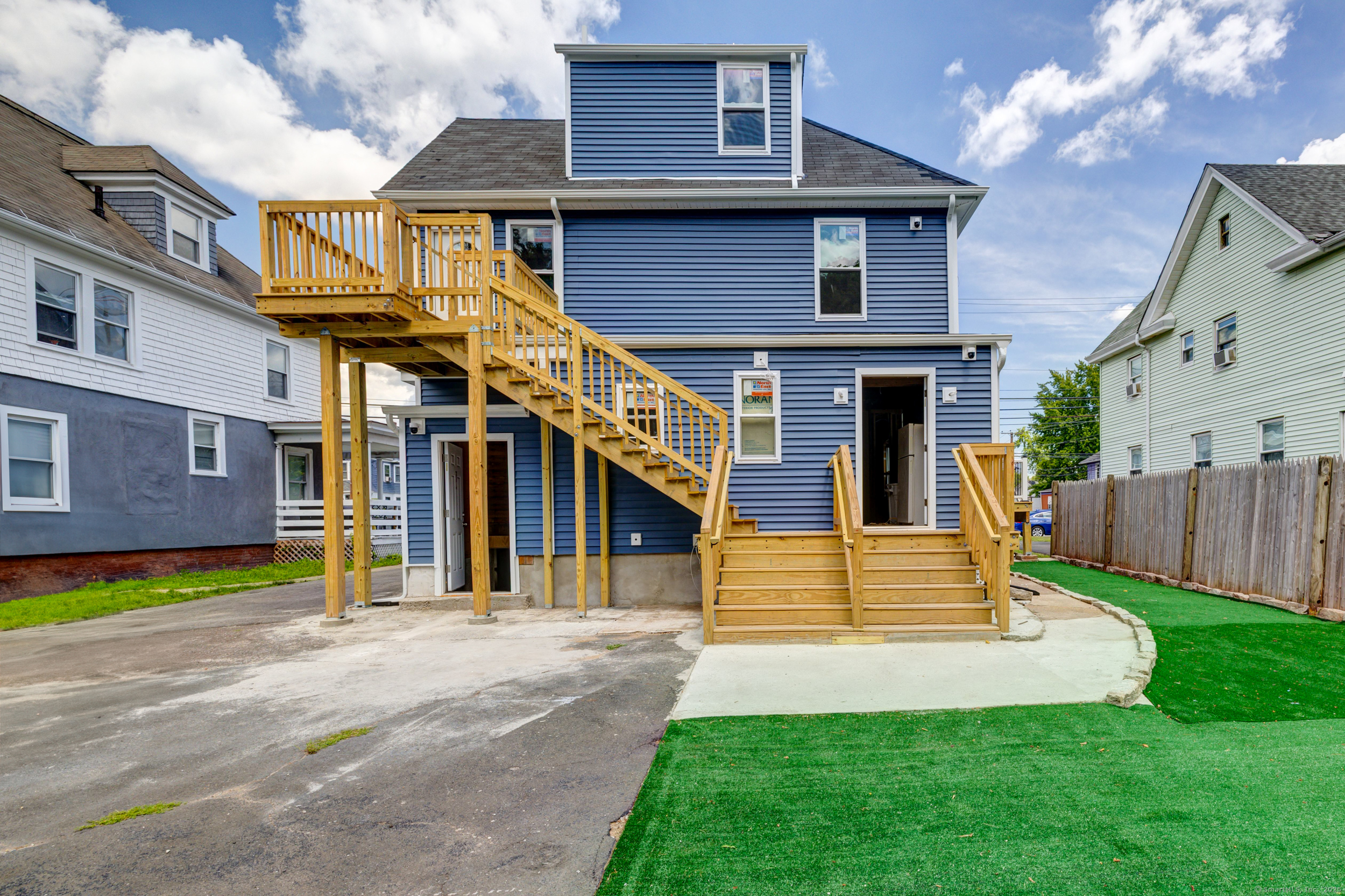 429 Burnside Avenue