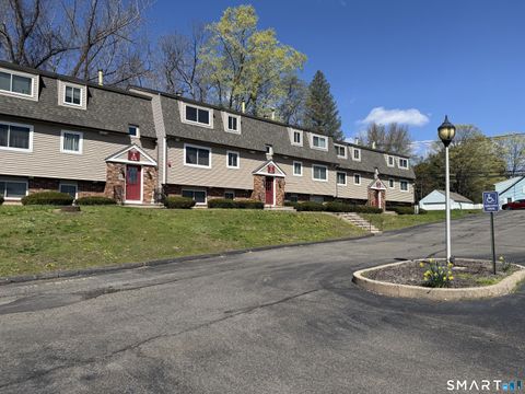 Photo of 75 Evergreene #75, Wallingford, CT 06492 (MLS # 24173801)