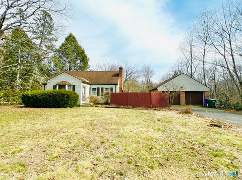 95 Dyer Avenue Canton CT 06019