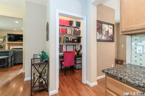 Tiny photo for 8 Minuteman Circle #8, Southbury, CT 06488 (MLS # 24193893)