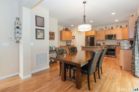 Tiny photo for 8 Minuteman Circle #8, Southbury, CT 06488 (MLS # 24193893)