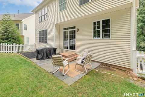 Tiny photo for 8 Minuteman Circle #8, Southbury, CT 06488 (MLS # 24193893)