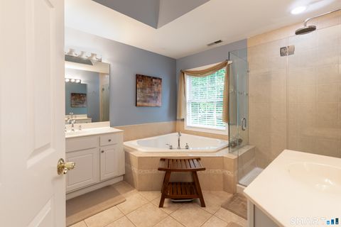 Tiny photo for 8 Minuteman Circle #8, Southbury, CT 06488 (MLS # 24193893)