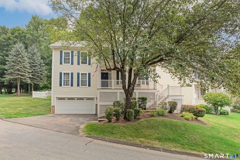 Tiny photo for 8 Minuteman Circle #8, Southbury, CT 06488 (MLS # 24193893)