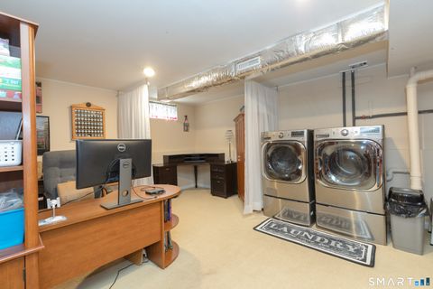 Tiny photo for 8 Minuteman Circle #8, Southbury, CT 06488 (MLS # 24193893)