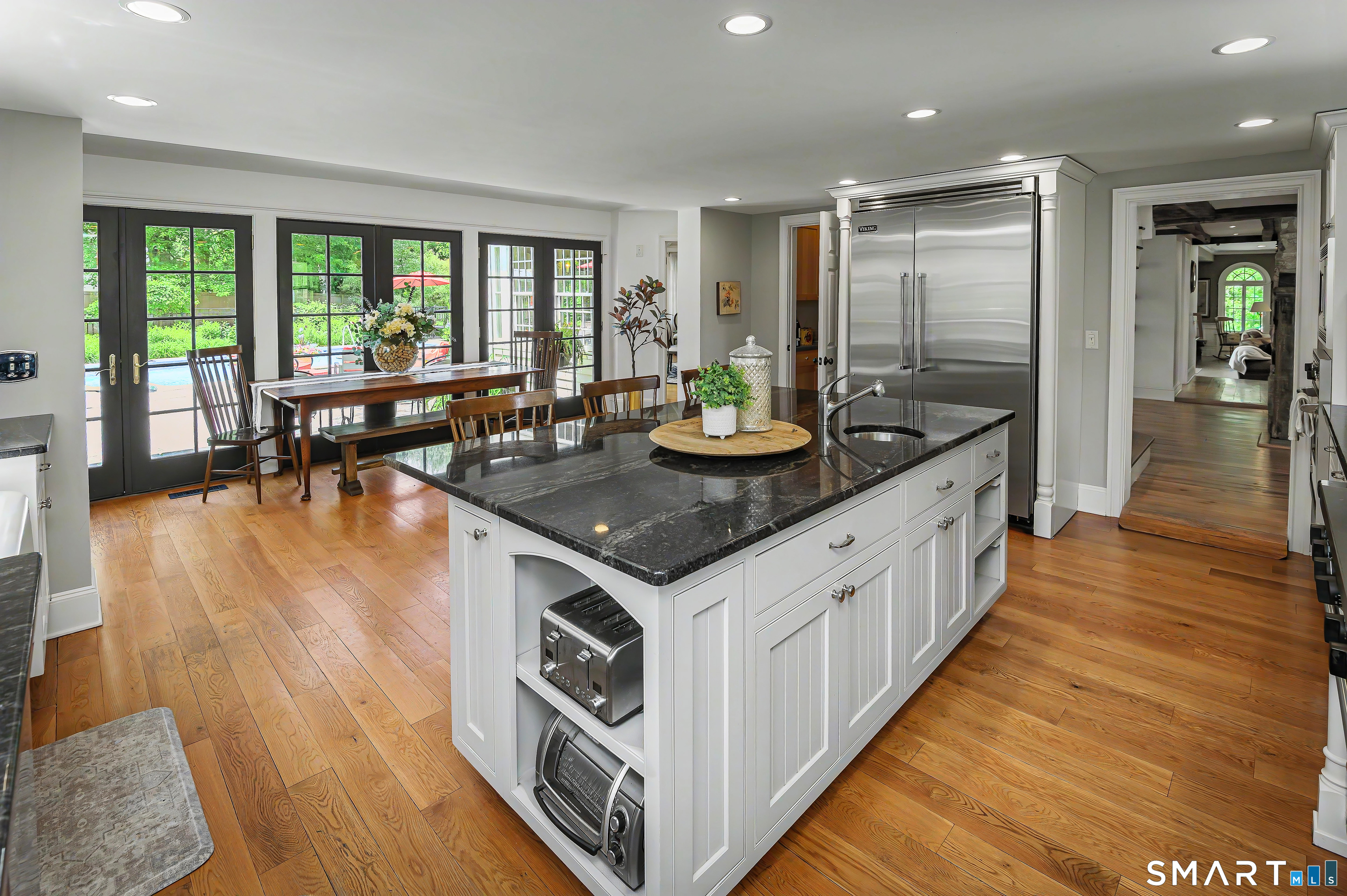 261 Wilton Road West