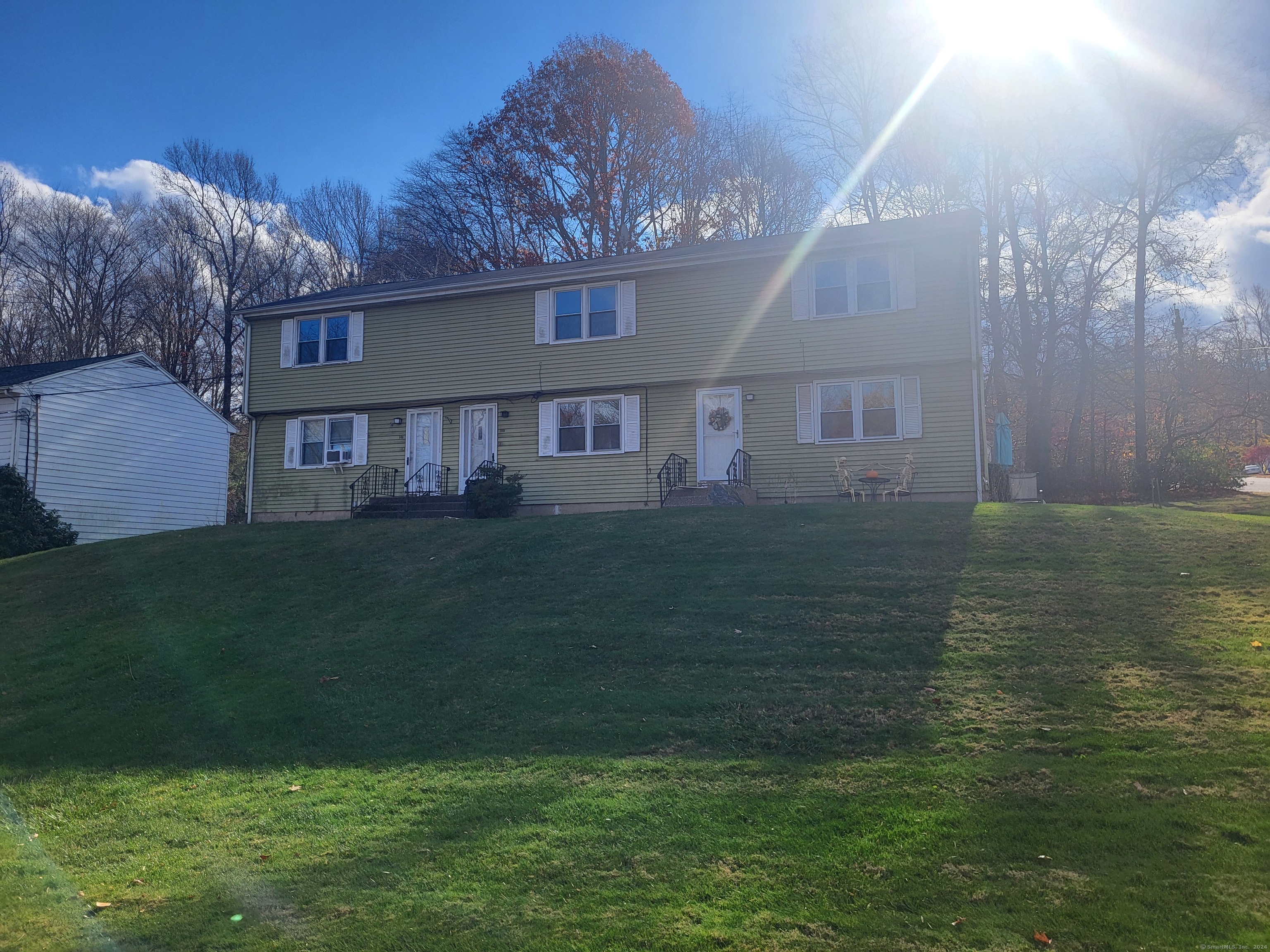 Rental Property at 143 Skyridge Road 143, Bristol, Connecticut - Bedrooms: 2 
Bathrooms: 2 
Rooms: 5  - $1,750 MO.