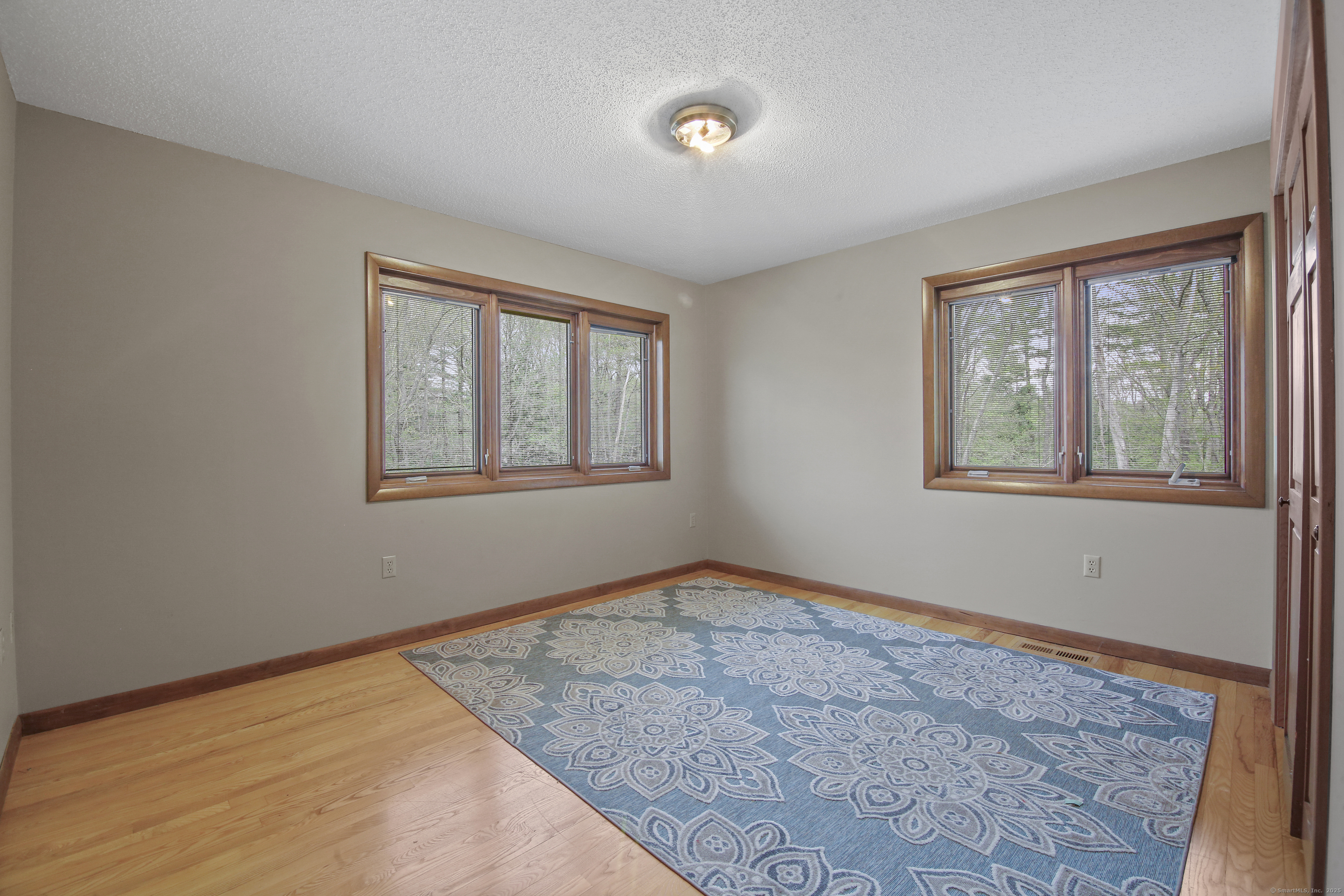 Harwinton, Connecticut 06791, United States, 4 Bedrooms Bedrooms, ,4 BathroomsBathrooms,Residential,Active,127530