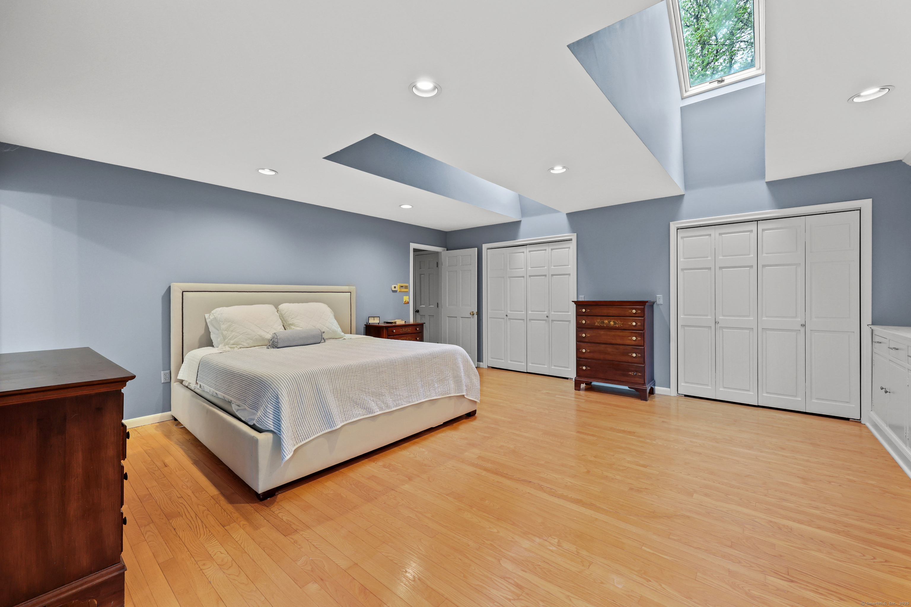 Harwinton, Connecticut 06791, United States, 4 Bedrooms Bedrooms, ,4 BathroomsBathrooms,Residential,Active,127530