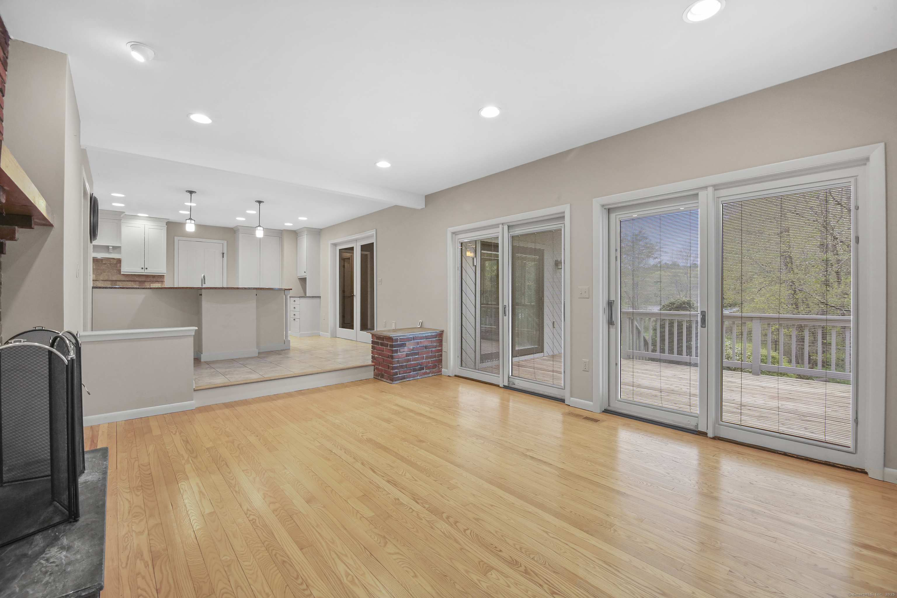 Harwinton, Connecticut 06791, United States, 4 Bedrooms Bedrooms, ,4 BathroomsBathrooms,Residential,Active,127530