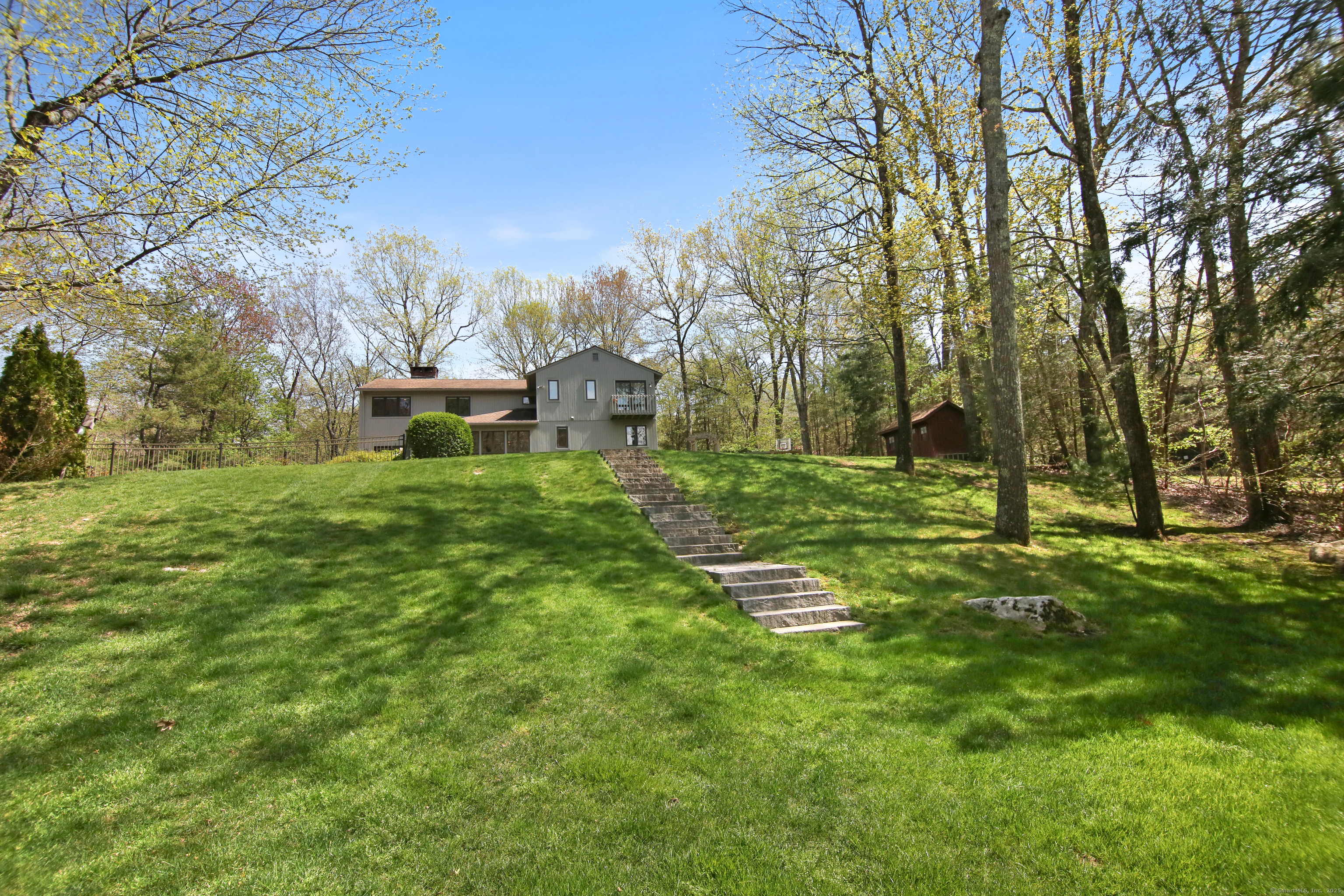 Harwinton, Connecticut 06791, United States, 4 Bedrooms Bedrooms, ,4 BathroomsBathrooms,Residential,Active,127530