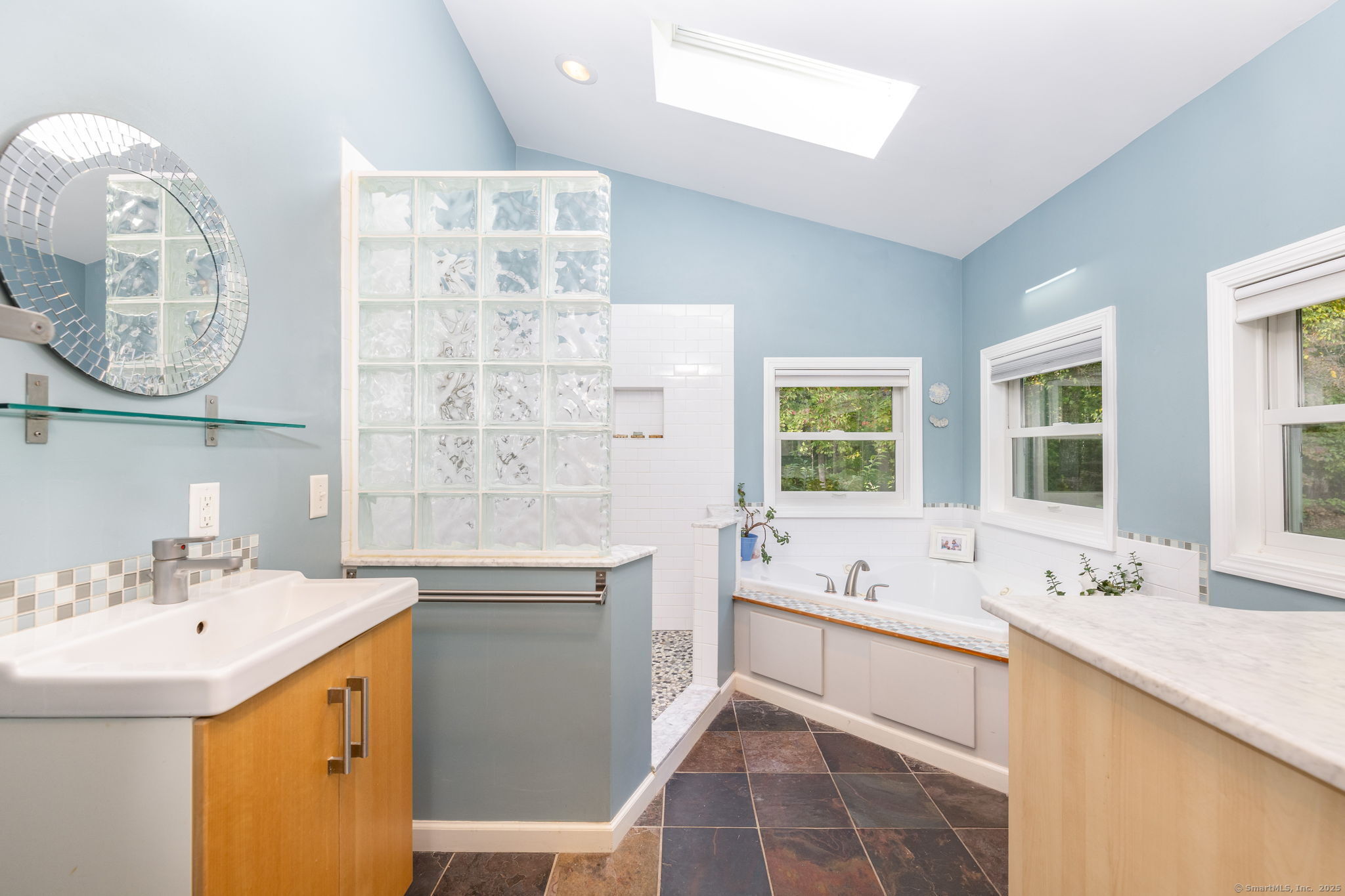 Norwich, Connecticut 06360, United States, 4 Bedrooms Bedrooms, ,3 BathroomsBathrooms,Residential,Active,218305