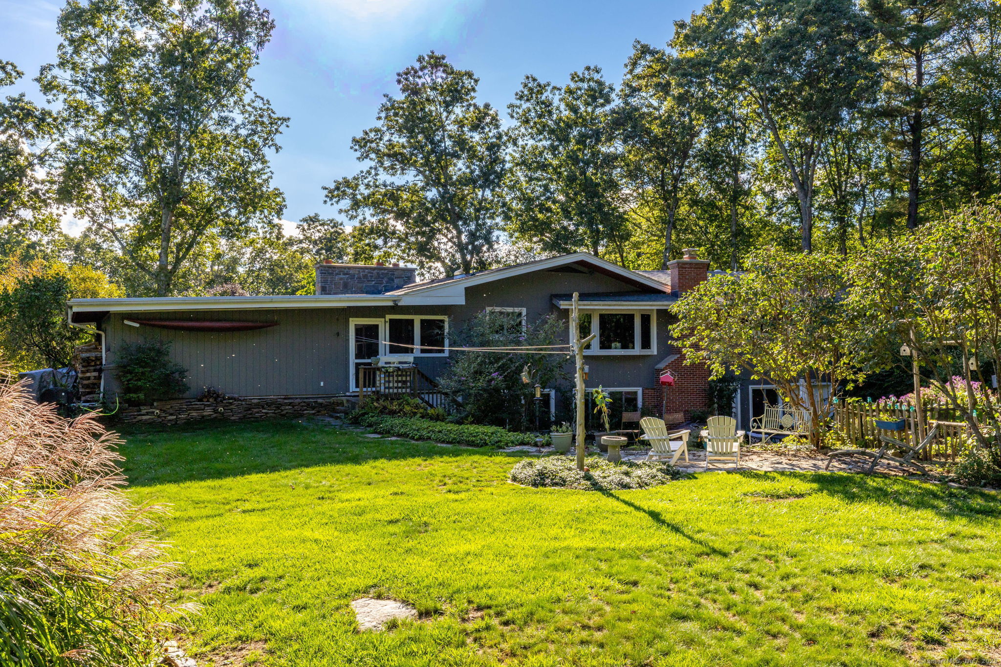 Norwich, Connecticut 06360, United States, 4 Bedrooms Bedrooms, ,3 BathroomsBathrooms,Residential,Active,218305