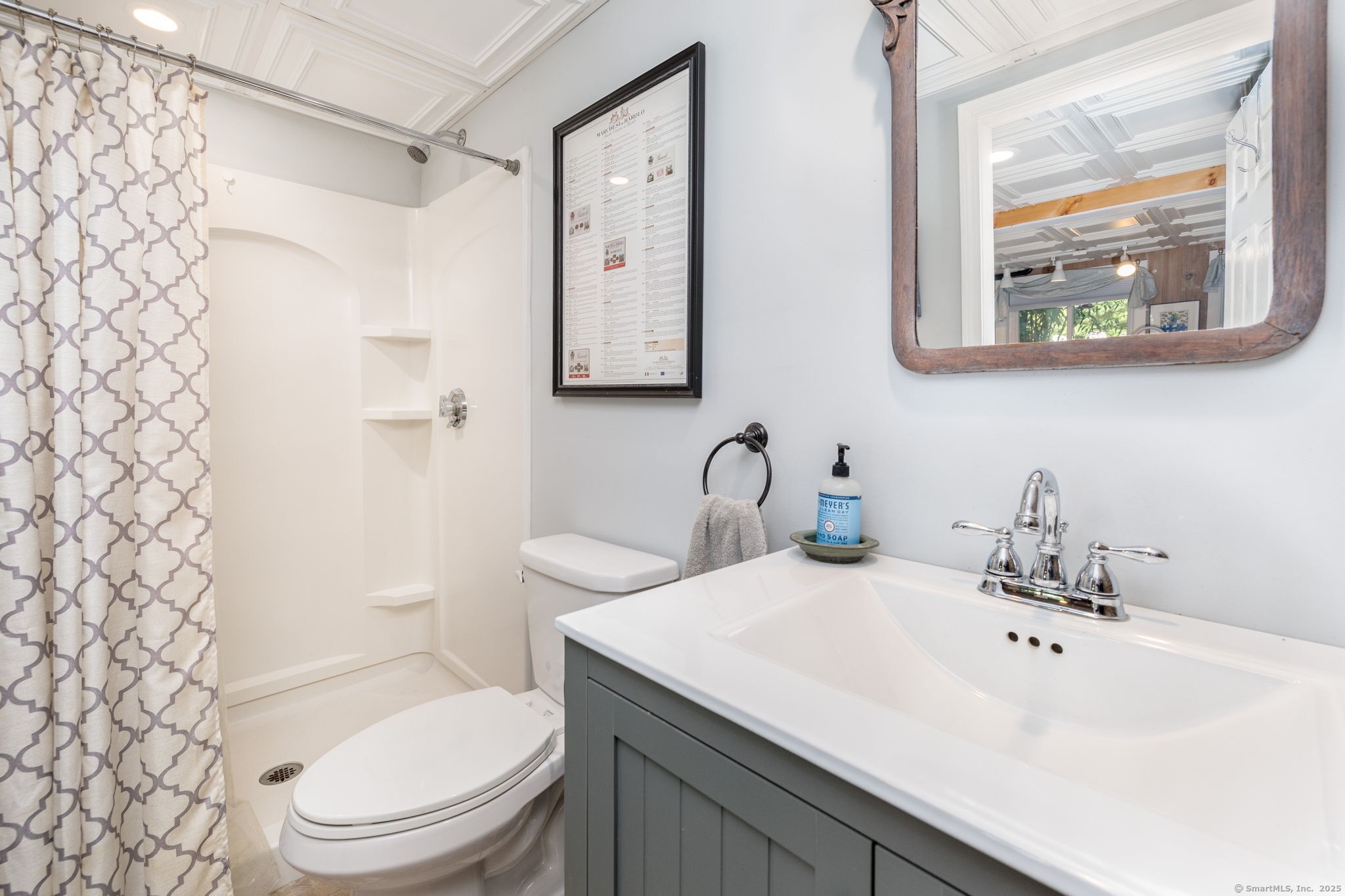 Norwich, Connecticut 06360, United States, 4 Bedrooms Bedrooms, ,3 BathroomsBathrooms,Residential,Active,218305