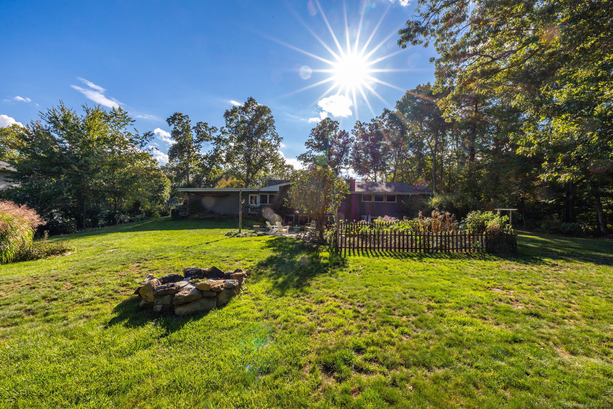 Norwich, Connecticut 06360, United States, 4 Bedrooms Bedrooms, ,3 BathroomsBathrooms,Residential,Active,218305