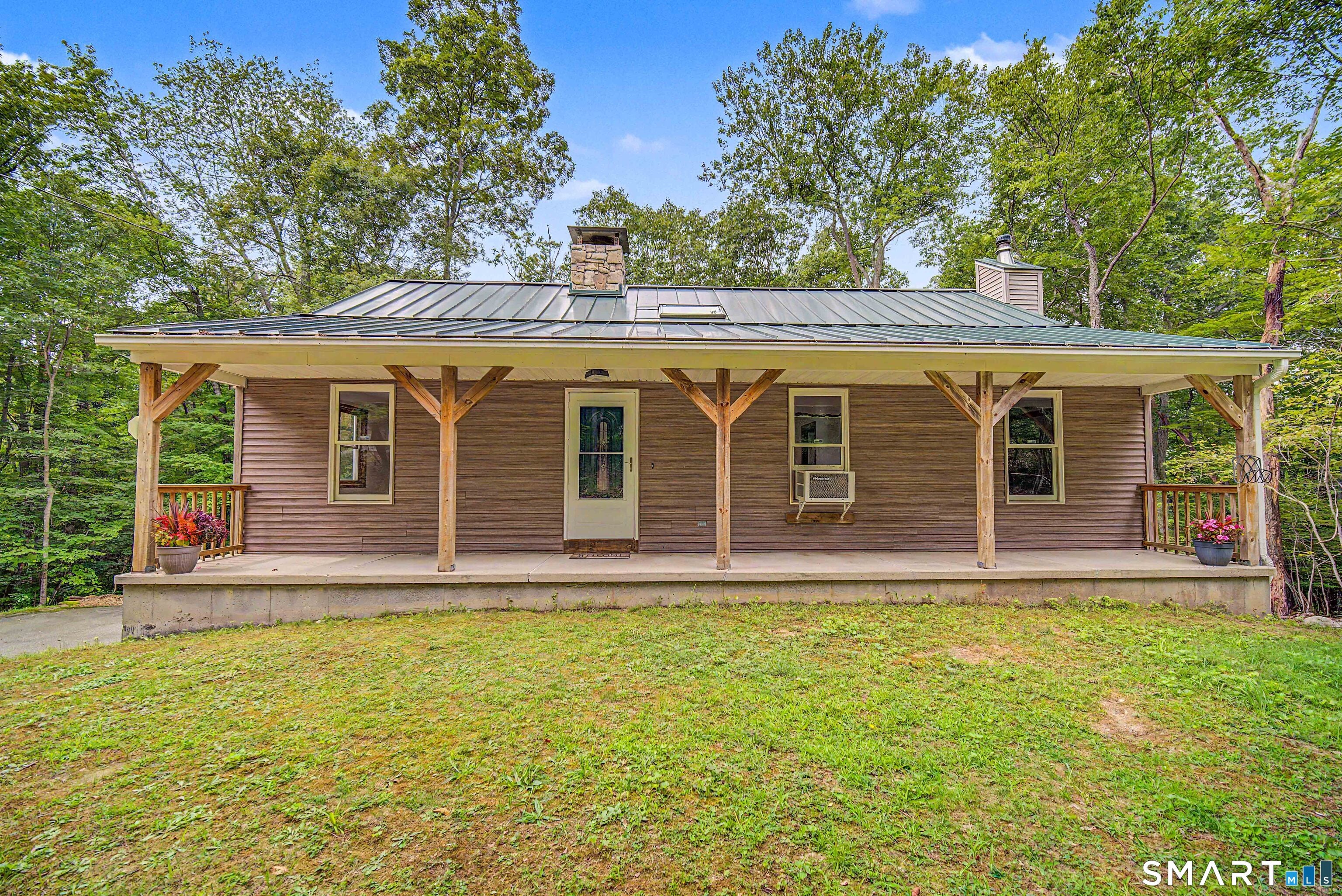 407 North Bear Hill Road