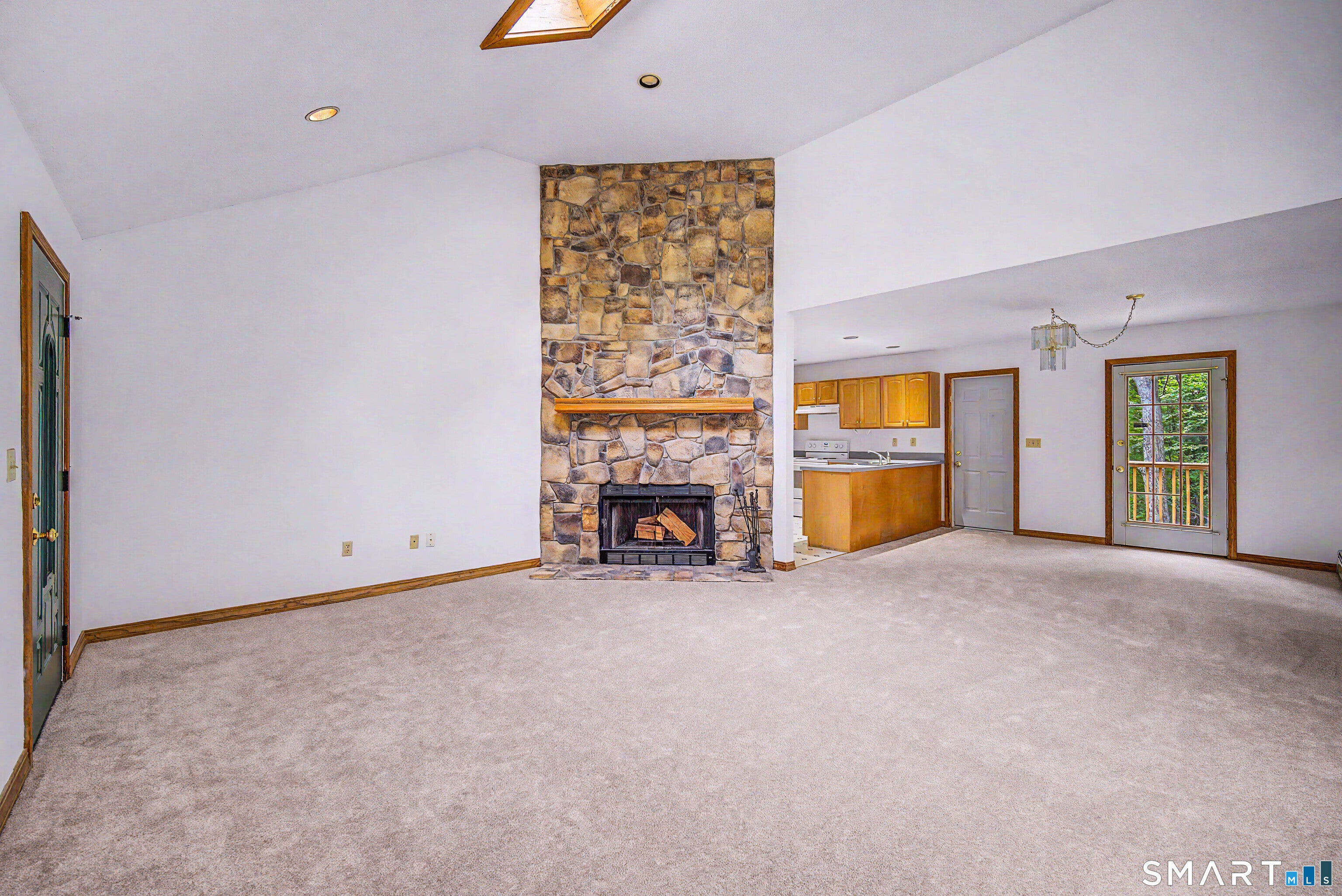 407 North Bear Hill Road