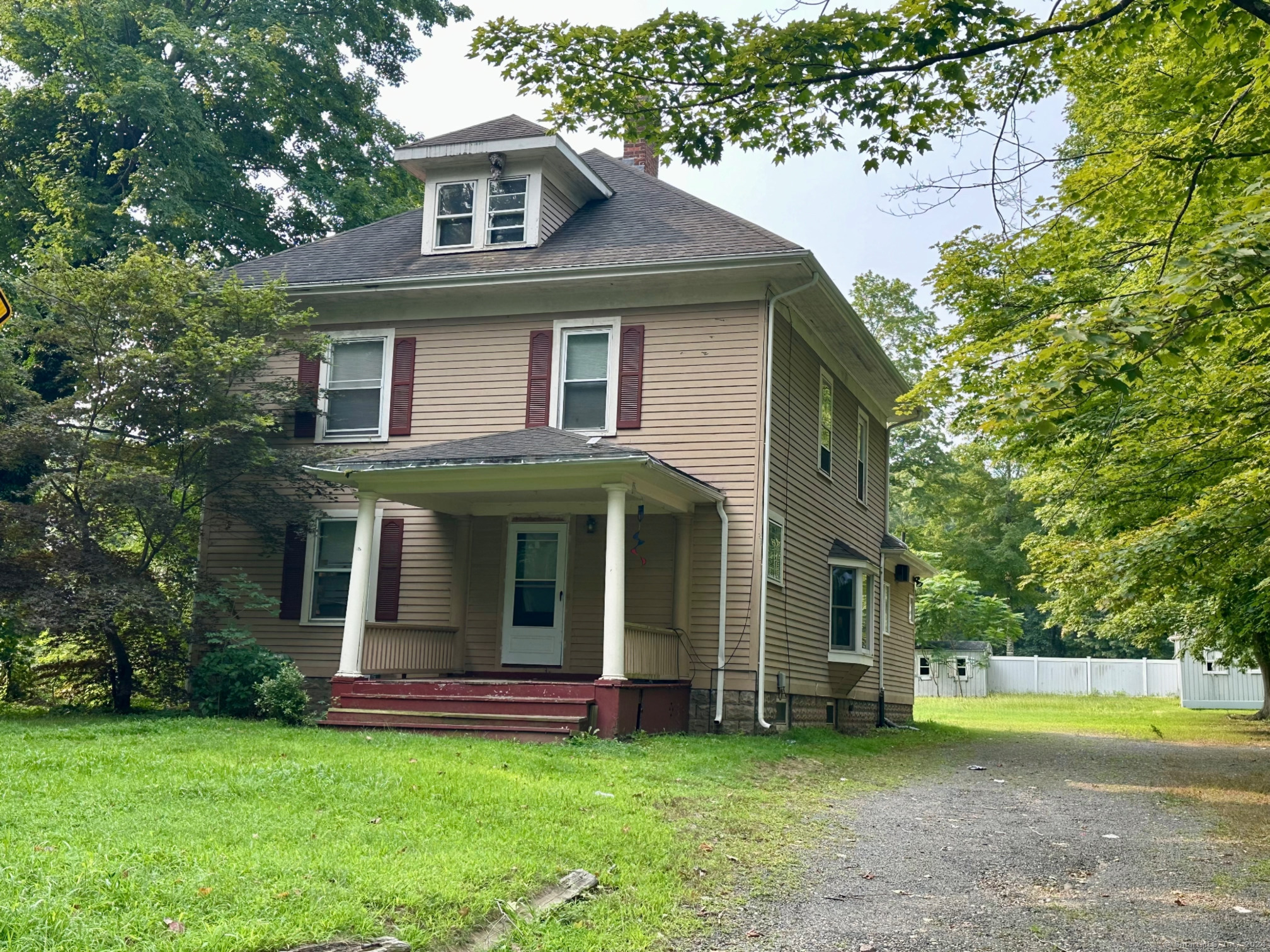 Property for Sale at Todd Street, Hamden, Connecticut - Bedrooms: 3 
Bathrooms: 2 
Rooms: 7  - $399,000