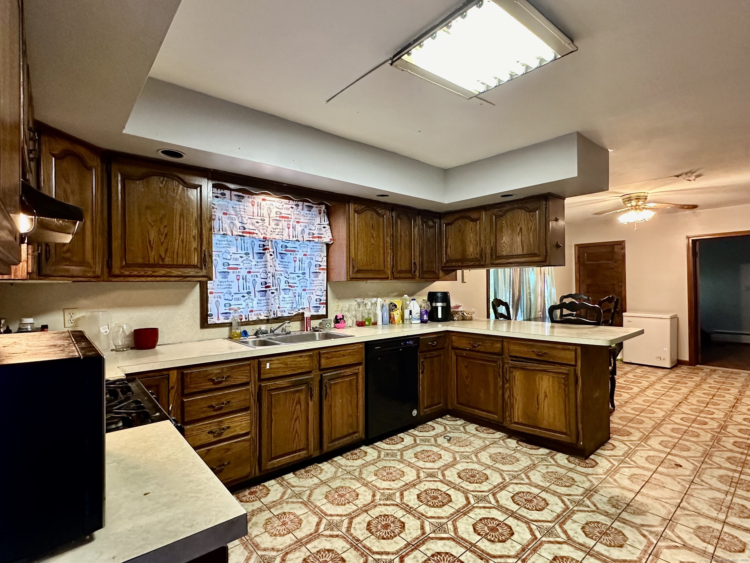 68 Todd Street, Hamden, Connecticut image 8