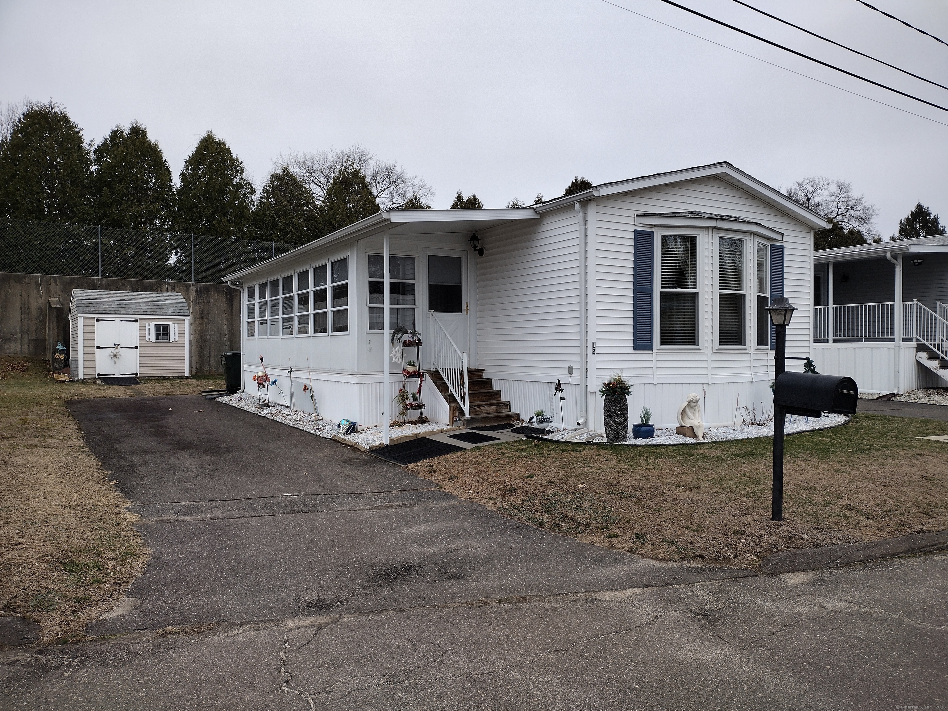 12 Mohegan Drive, East Hartford, Connecticut image 1