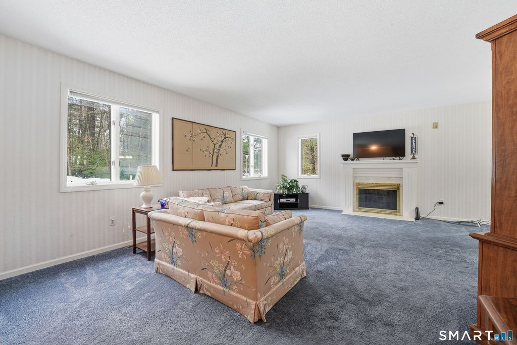 Photo of 137 The Laurels #137, Enfield, CT 06082 (MLS # 24158404)