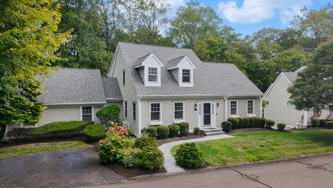 25 Bunker Hill Circle 25 Shelton CT 06484