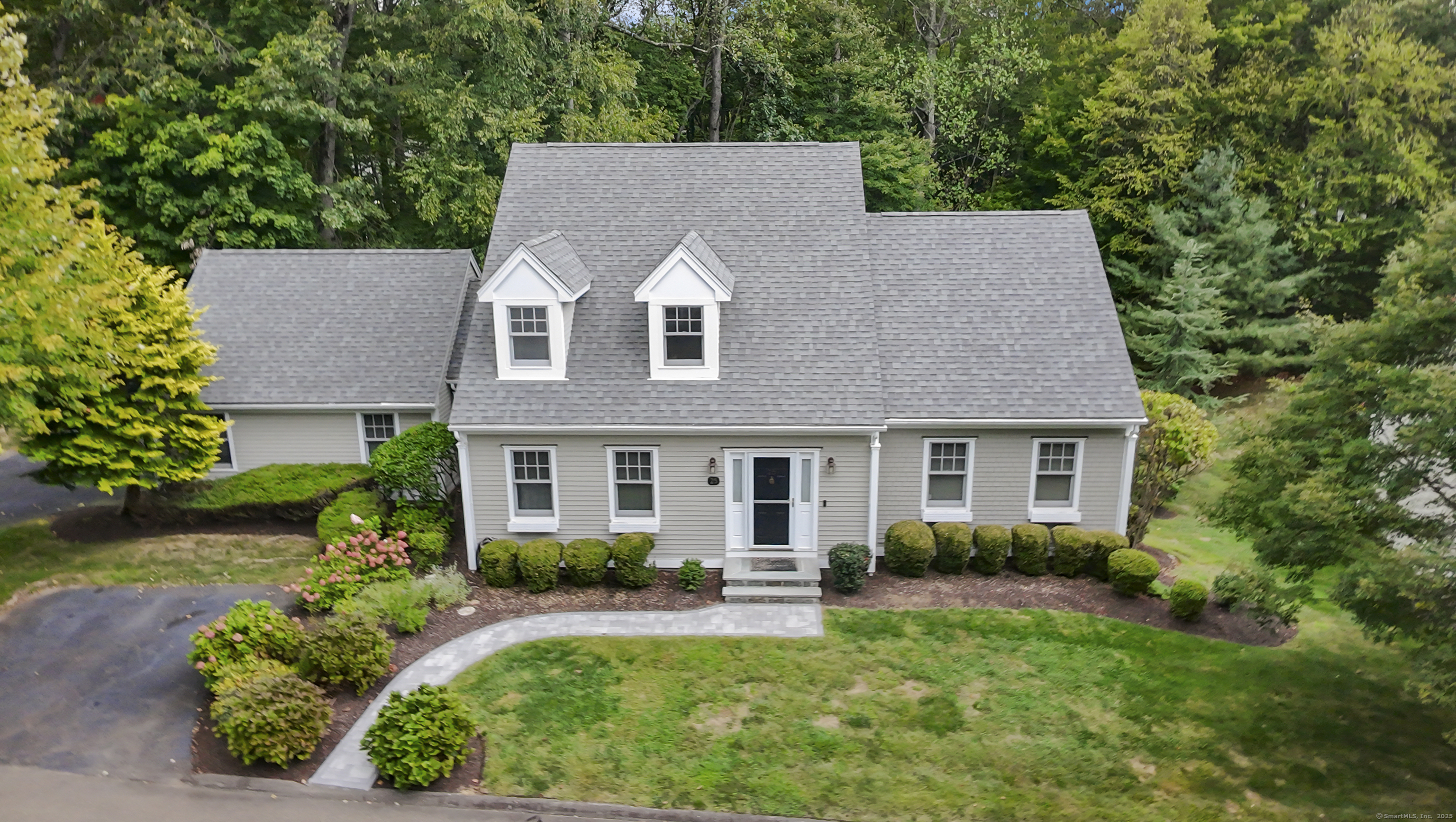 25 Bunker Hill Circle 25