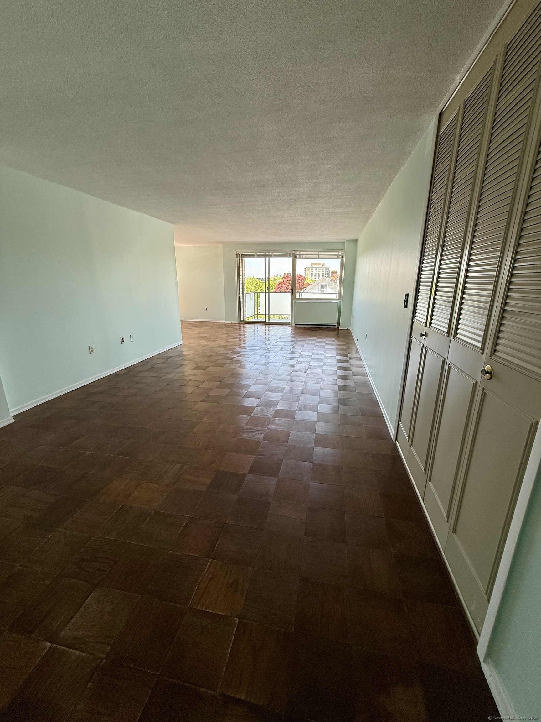 1 Strawberry Hill Court #APT 2B, Stamford, Connecticut image 3