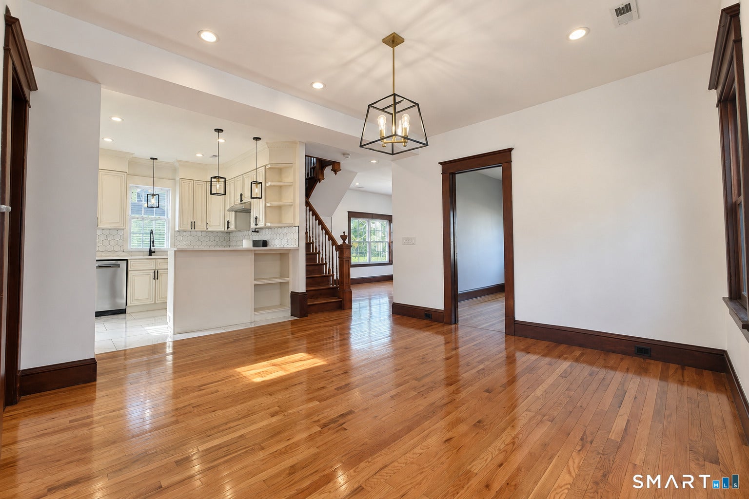 44 Locust Avenue