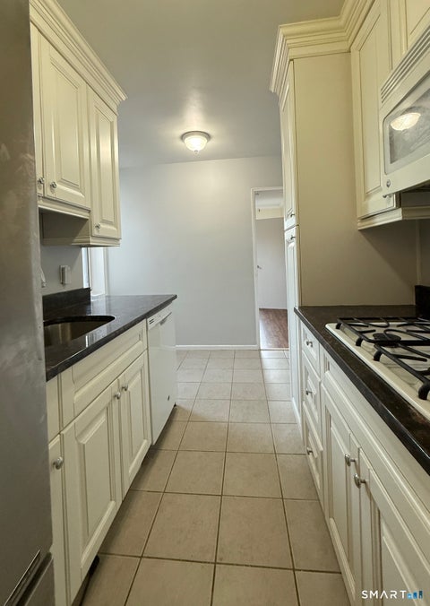 Tiny photo for 39 Glenbrook Road #5F, Stamford, CT 06902 (MLS # 24185048)