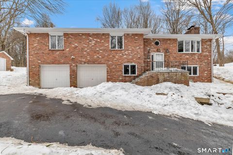 Photo of 176 Strobel Road, Trumbull, CT 06611 (MLS # 24153904)