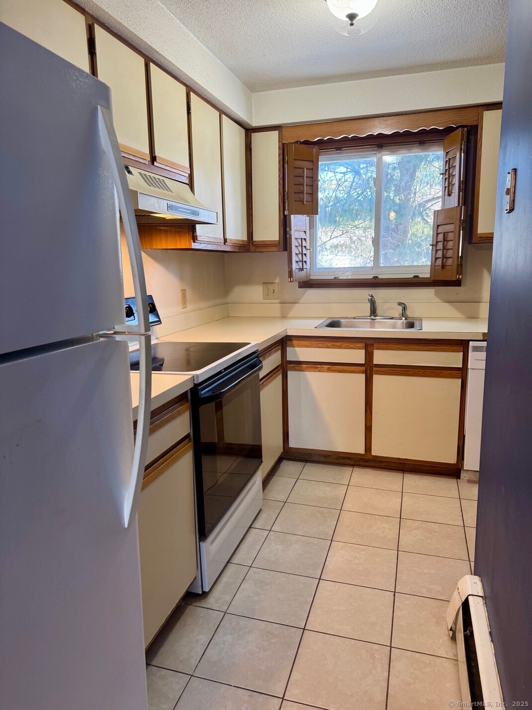 1001 Old Colony Road #APT 1-2, Meriden, Connecticut image 7