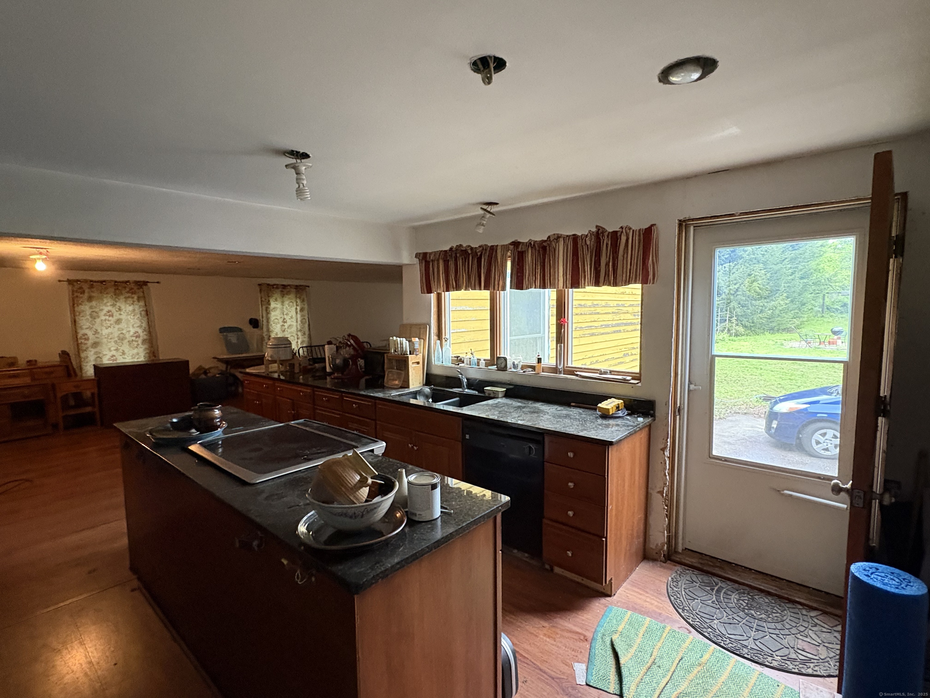 765 Norwich Avenue, Colchester, Connecticut image 4