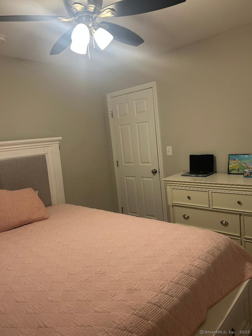 45 Fawn Ridge Drive, Hamden, Connecticut image 11