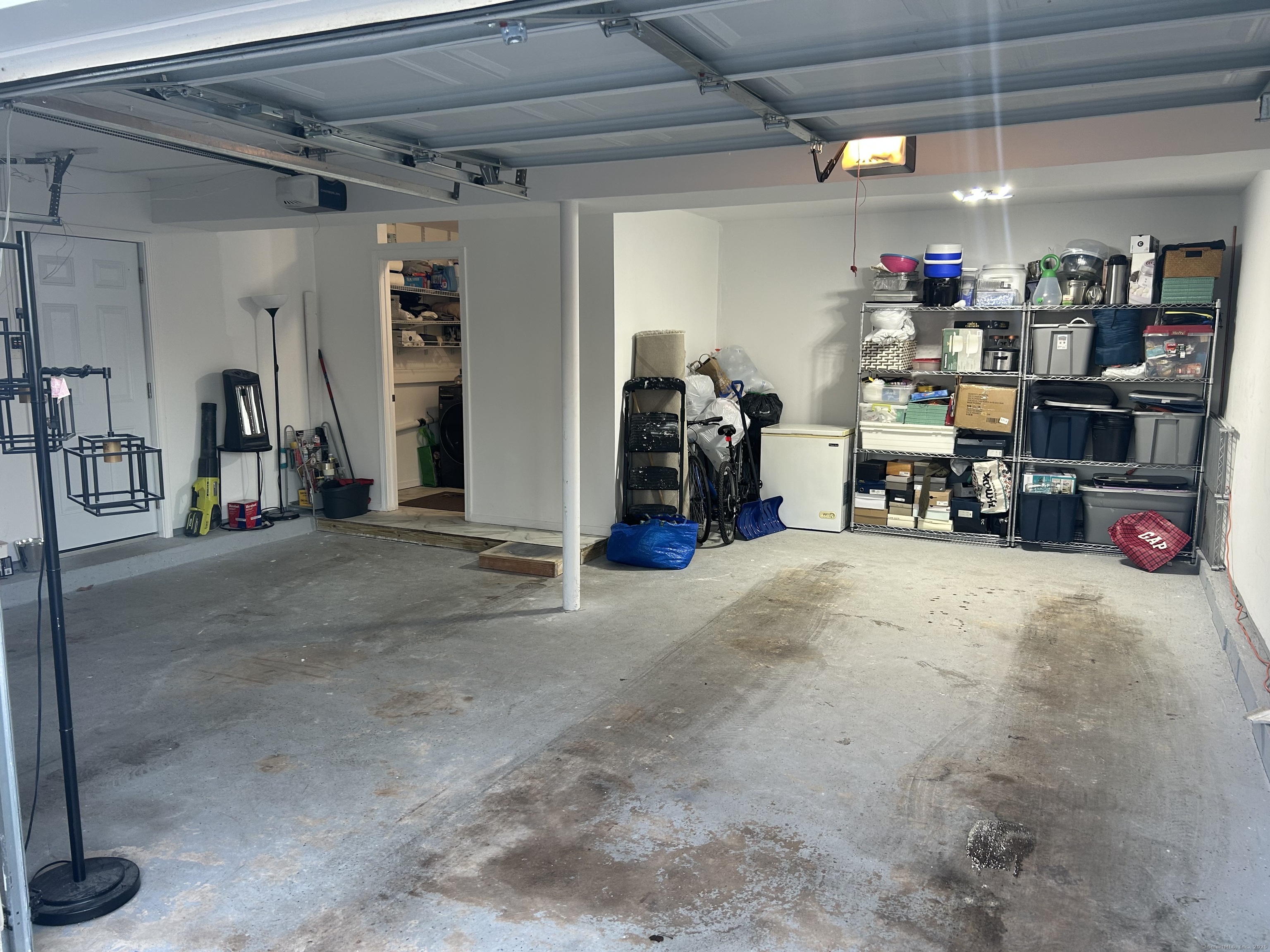 45 Fawn Ridge Drive, Hamden, Connecticut image 27