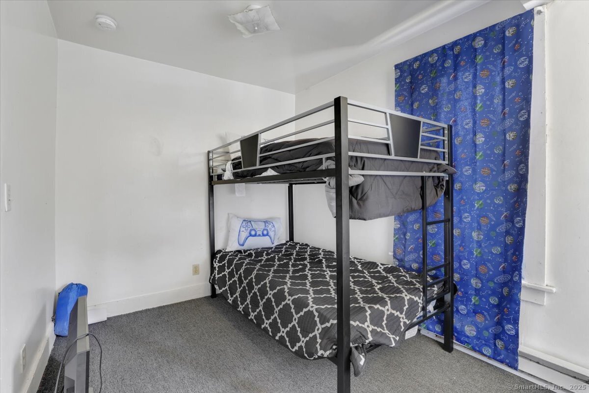 Windham, Connecticut 06226, United States, 12 Bedrooms Bedrooms, ,5 BathroomsBathrooms,Residential,Active,158945