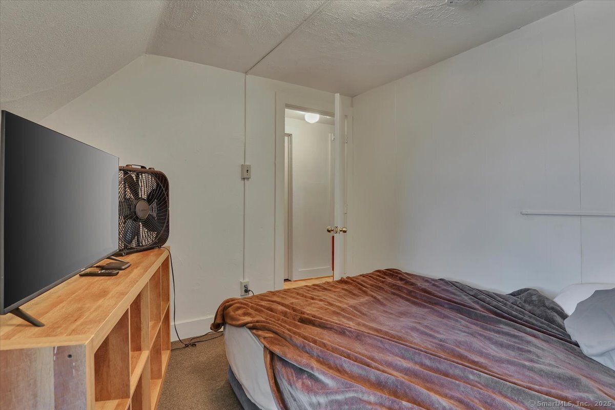 Windham, Connecticut 06226, United States, 12 Bedrooms Bedrooms, ,5 BathroomsBathrooms,Residential,Active,158945