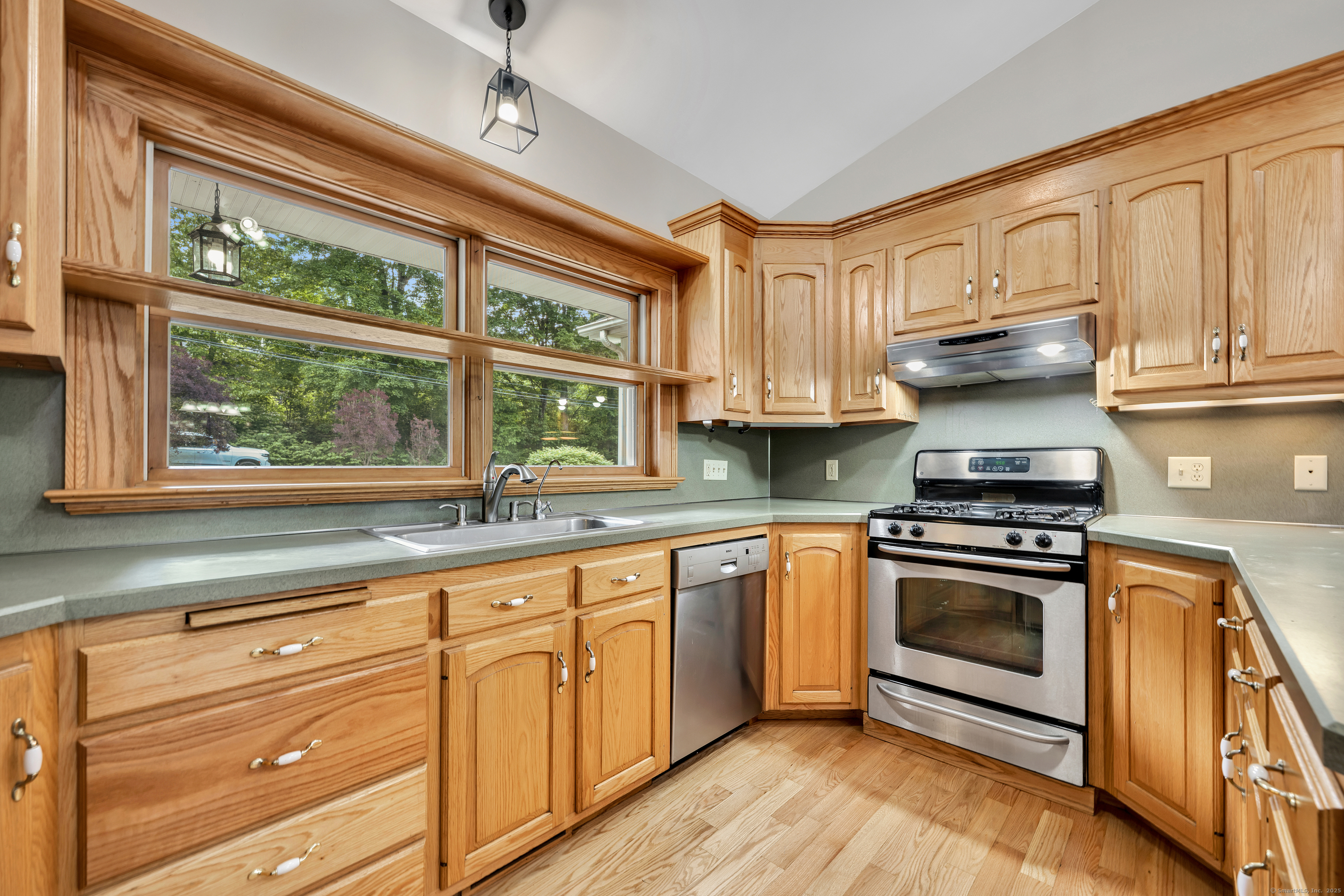 603 Hinman Road, Watertown, Connecticut image 5