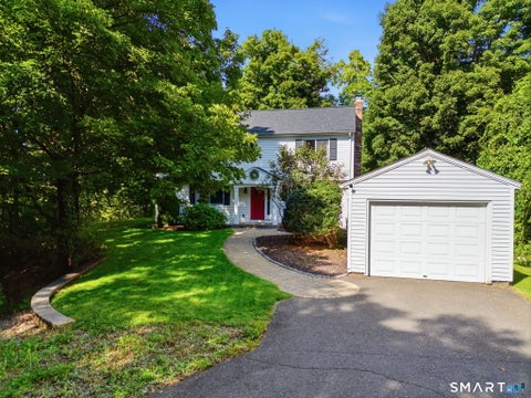 Homes For Sale - 160 Nod Road<br/> Hartford County, Simsbury, CT 06089