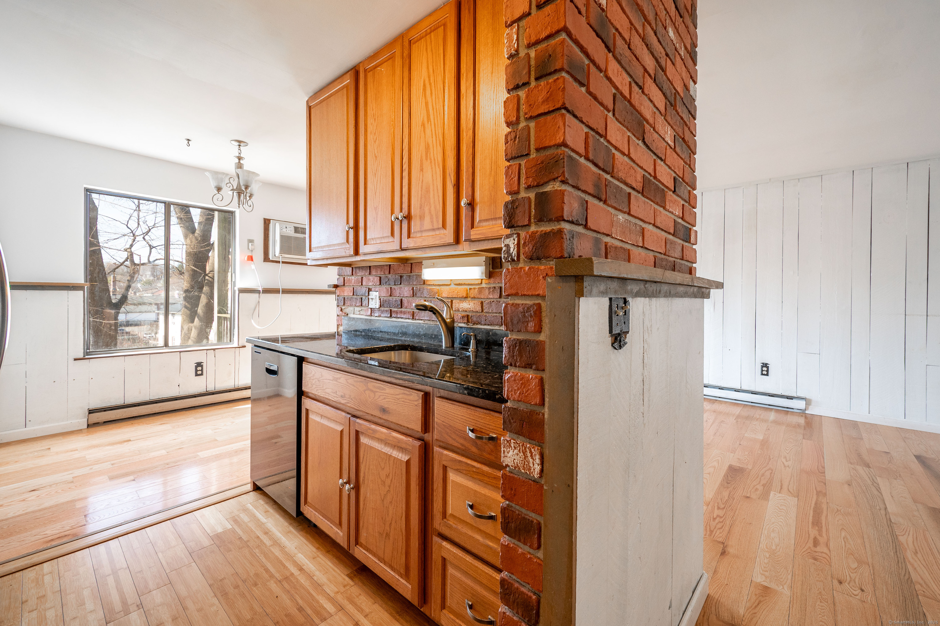 101 South Street #APT 3, Danbury, Connecticut image 8