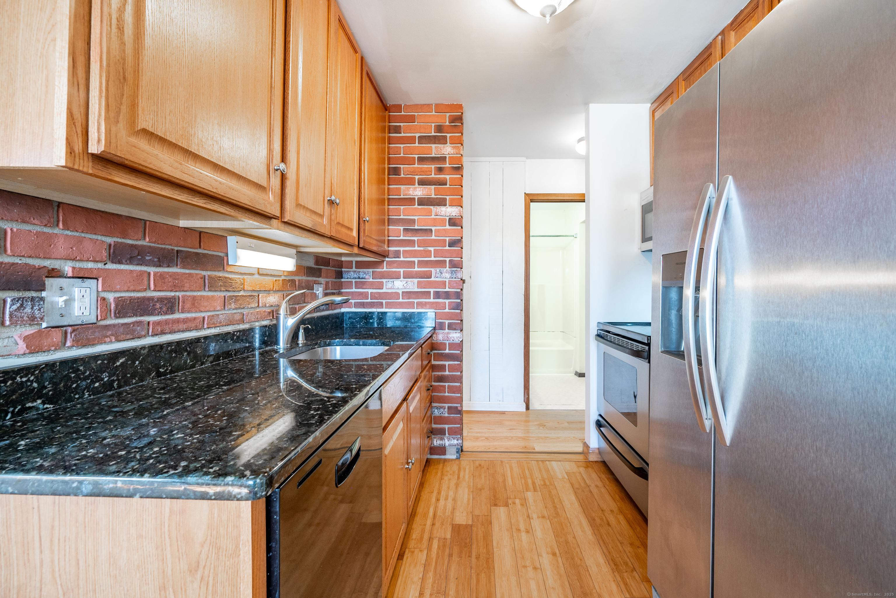 101 South Street #APT 3, Danbury, Connecticut image 6