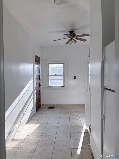 Tiny photo for 792 Elm Street #3, New Haven, CT 06511 (MLS # 24150902)