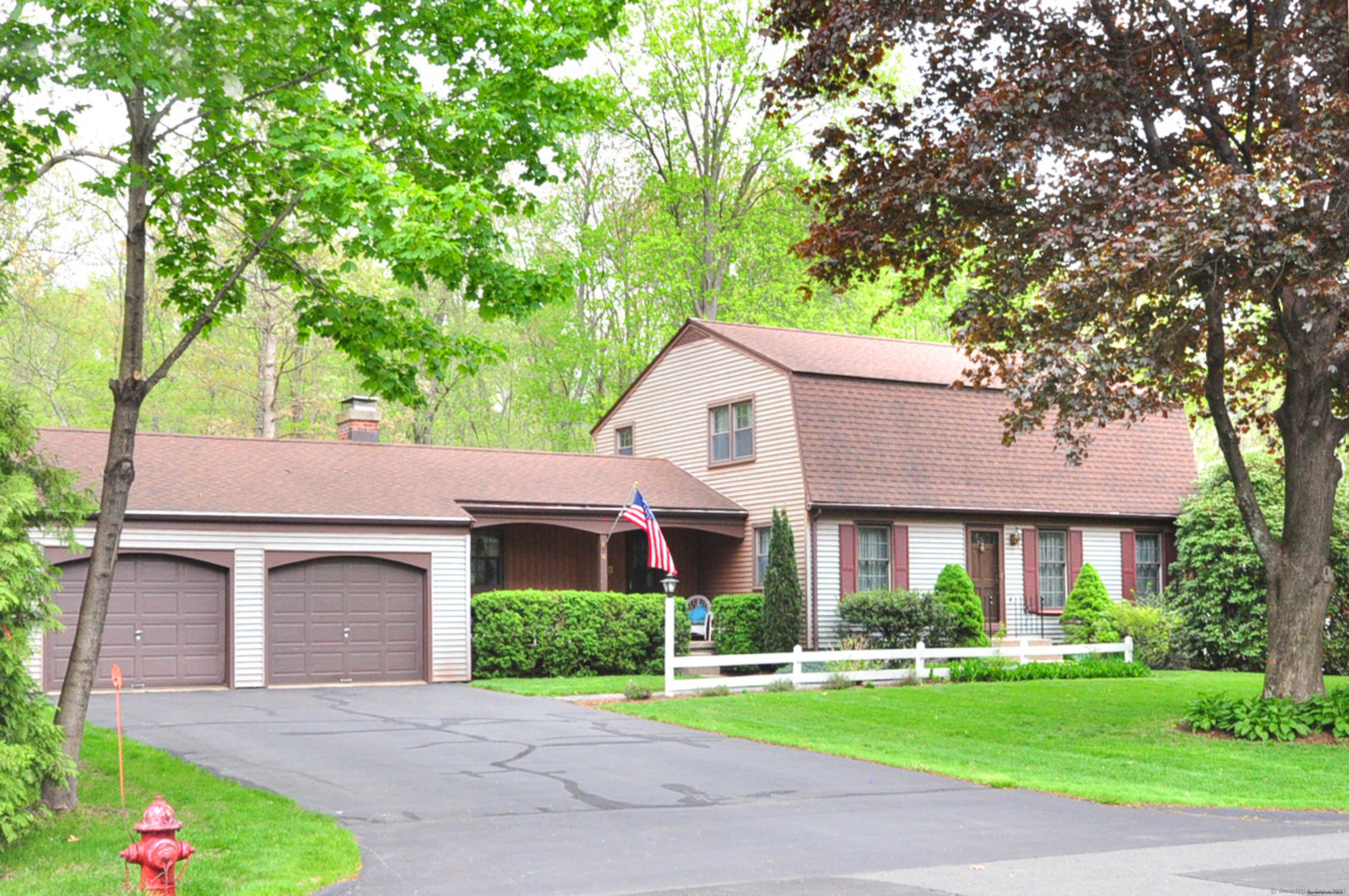 Property for Sale at Northwoods Road, Farmington, Connecticut - Bedrooms: 4 
Bathrooms: 2 
Rooms: 9  - $625,000