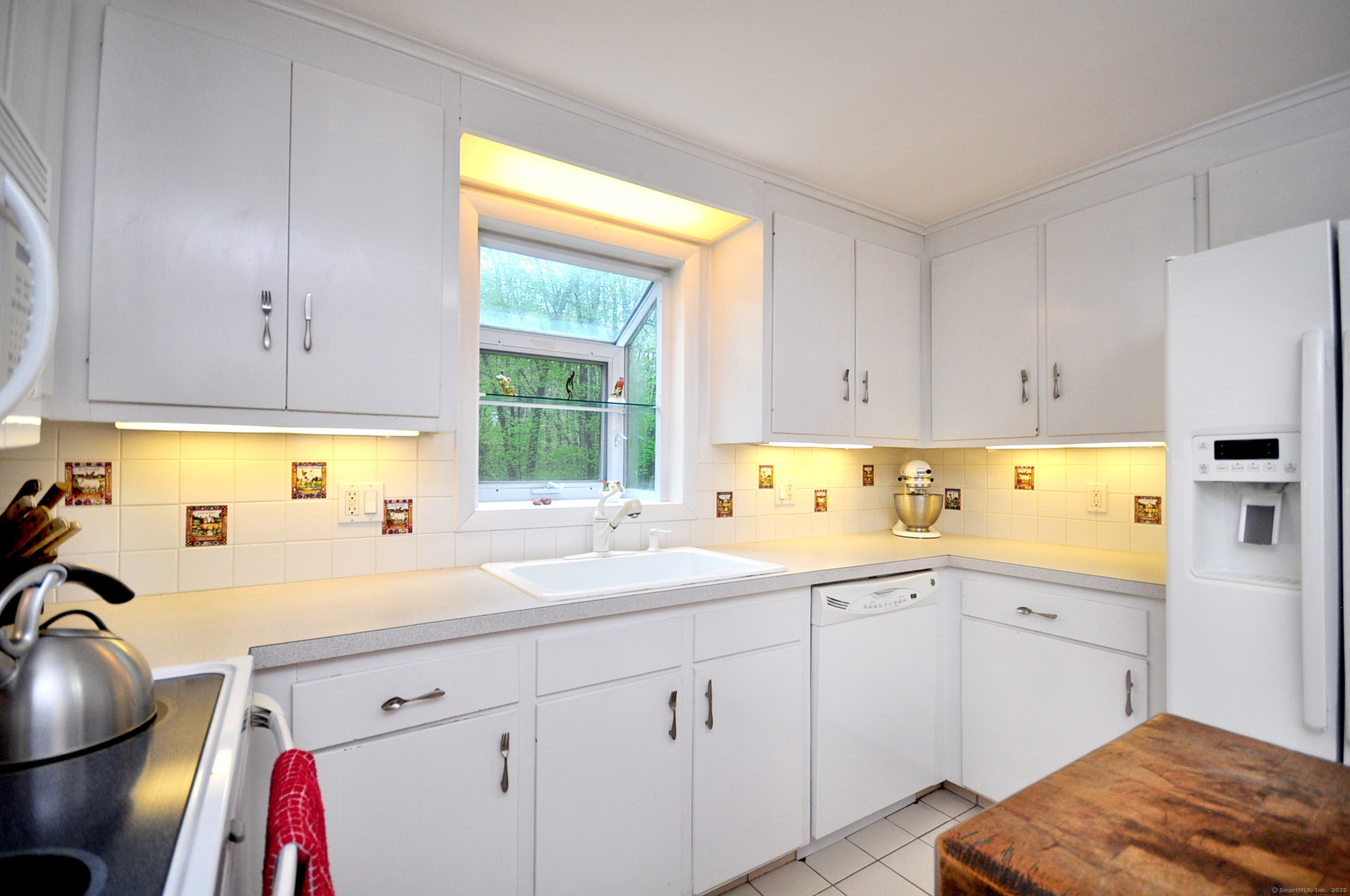 38 Northwoods Road, Farmington, Connecticut image 9