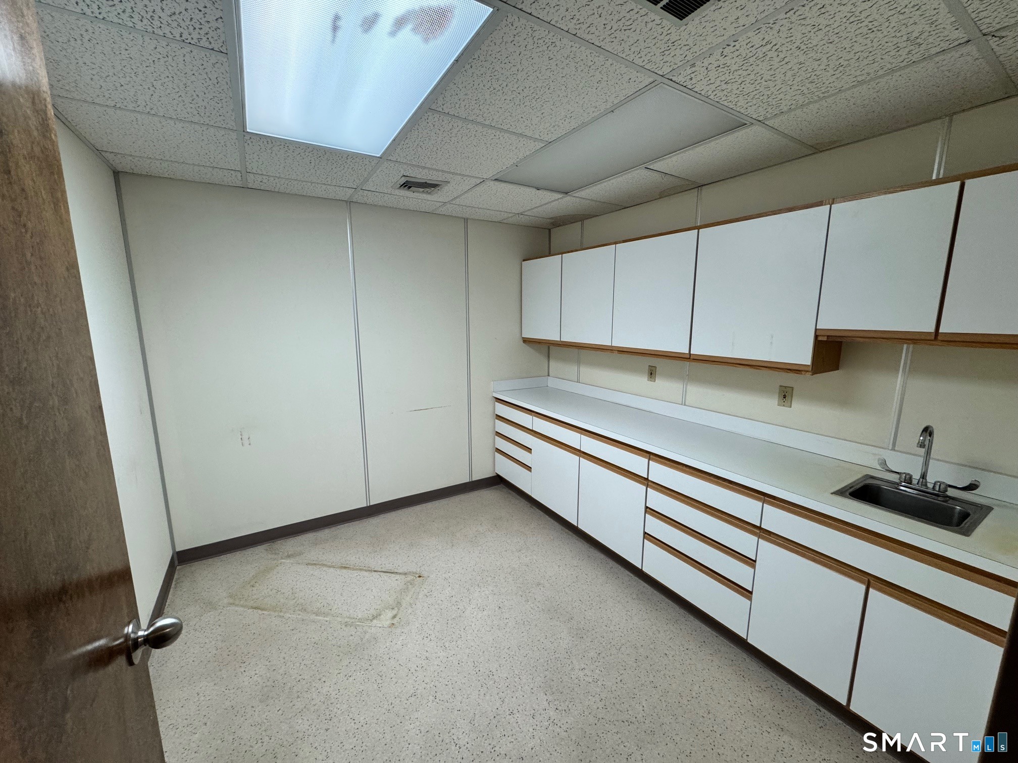 464 Wolcott Road 1st FLR