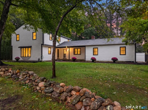 Homes For Sale - 13 Greentree Drive<br/> East Lyme, CT 06333